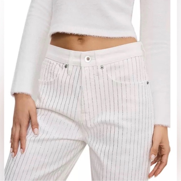 Good American White Rhinestone Good Ease Mid-Rise Relaxed Pants (Size 10/30)
NWT - Picture 9 of 10